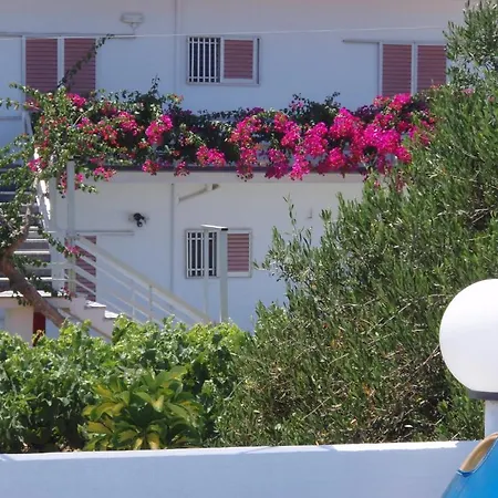 Villas Michalis Chorafakia