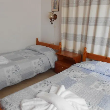 Villas Michalis Aparthotel 3*